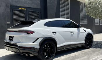 Lamborghini Urus Performante 2023 full