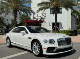 2022 Bentley Flying Spur V8