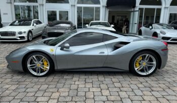 2016 Ferrari 488 GTB full