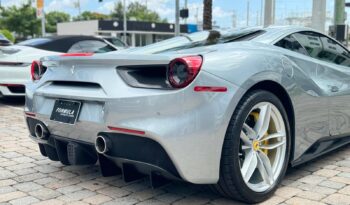 2016 Ferrari 488 GTB full