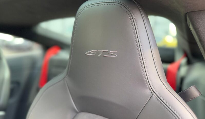 2022 Porsche 911 Carrera GTS full