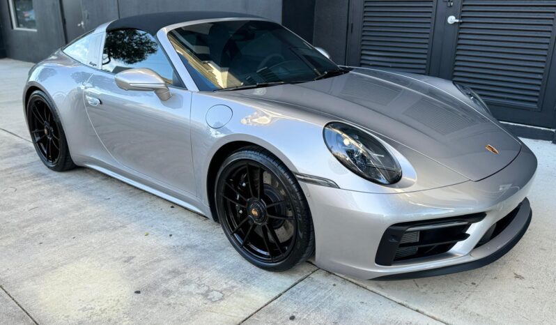 2022 Porsche 911 Targa 4 GTS full