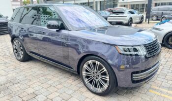 2023 Land Rover Range Rover SE full