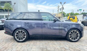 2023 Land Rover Range Rover SE full