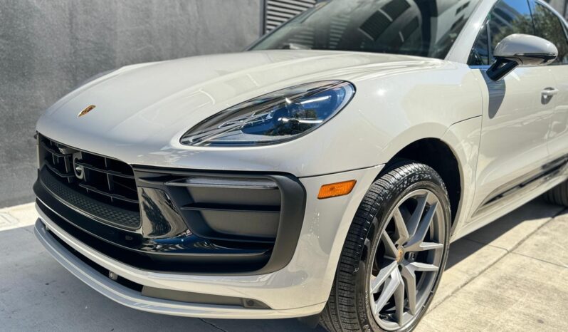 2024 Porsche Macan full