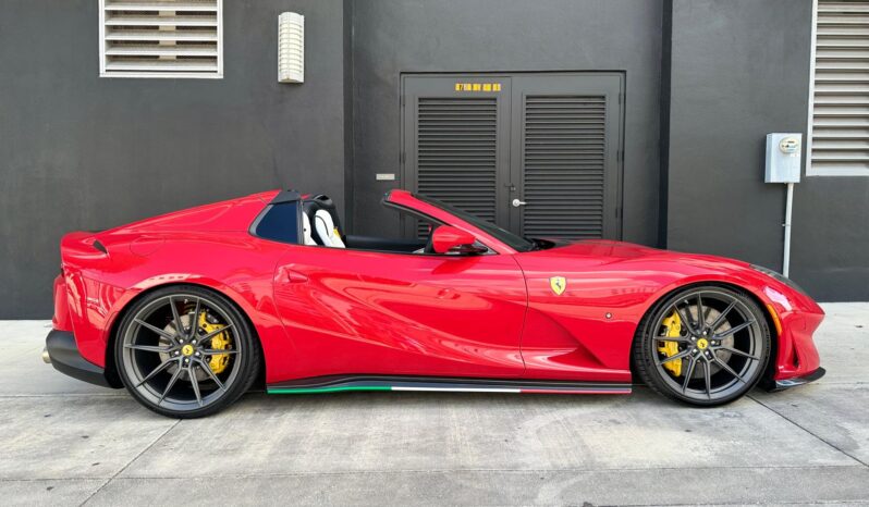 2022 Ferrari 812 GTS full