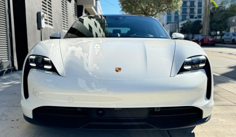 2022 Porsche Taycan full