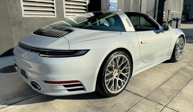 2024 Porsche 911 Targa 4S full