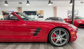 2012 Mercedes-Benz SLS AMG full
