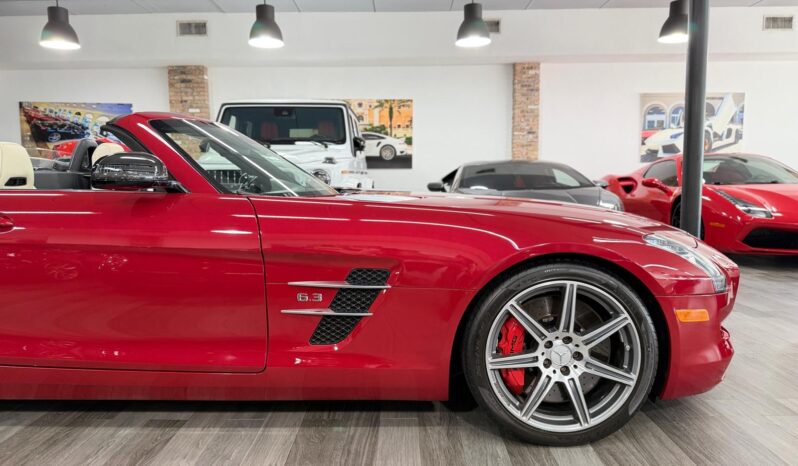 2012 Mercedes-Benz SLS AMG full