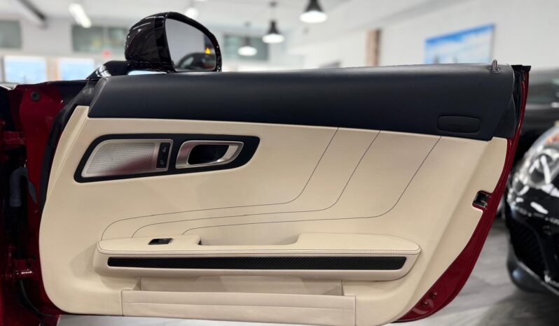 2012 Mercedes-Benz SLS AMG full