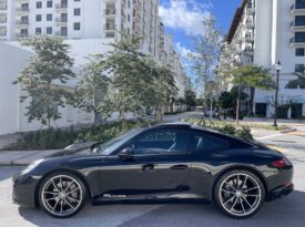 2019 Porsche 911 Carrera