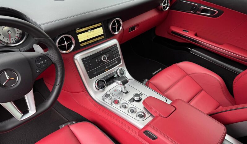 2011 Mercedes-Benz SLS AMG full