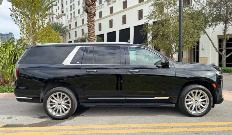 2022 Cadillac Escalade ESV Premium Luxury full