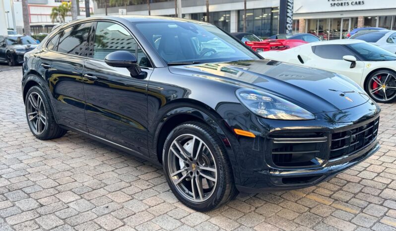 2022 Porsche Cayenne Turbo full