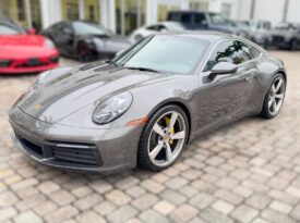 2021 Porsche 911 Carrera