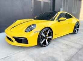 2022 Porsche 911 Carrera