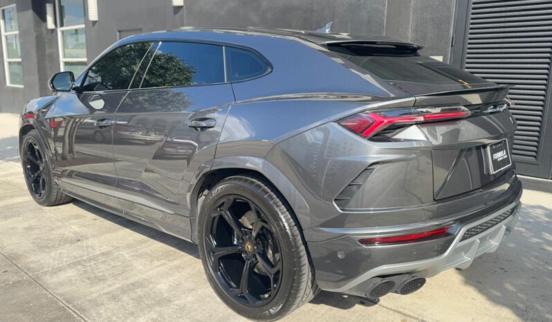 2019 Lamborghini Urus full