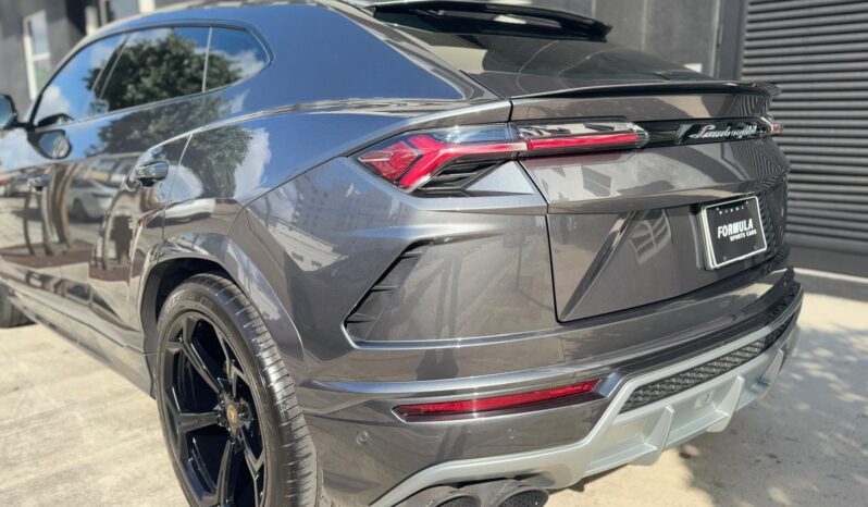 2019 Lamborghini Urus full