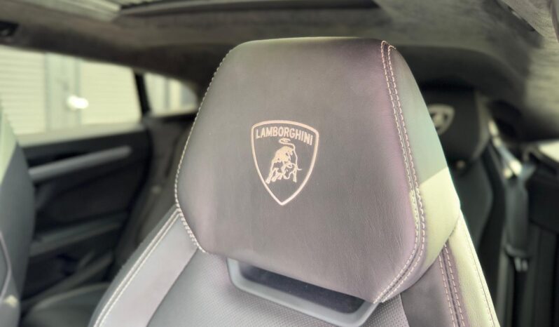 2019 Lamborghini Urus full