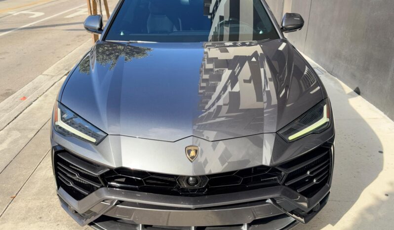 2019 Lamborghini Urus full