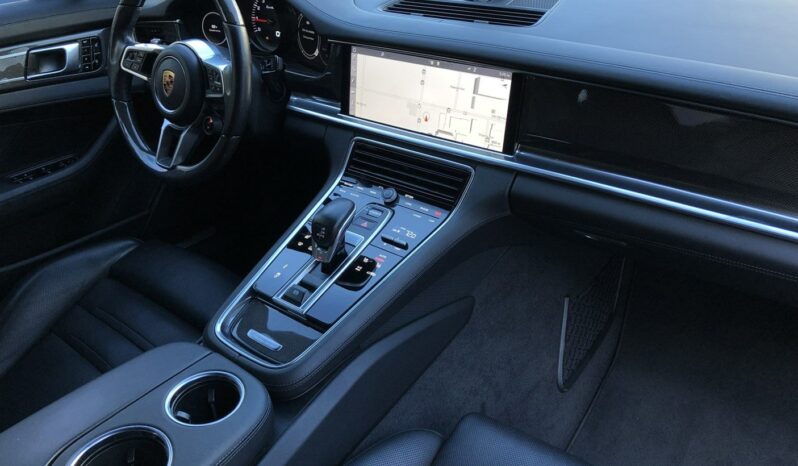 2017 Porsche Panamera Turbo full