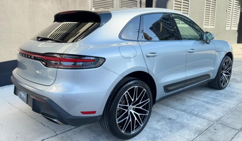 2022 Porsche Macan full