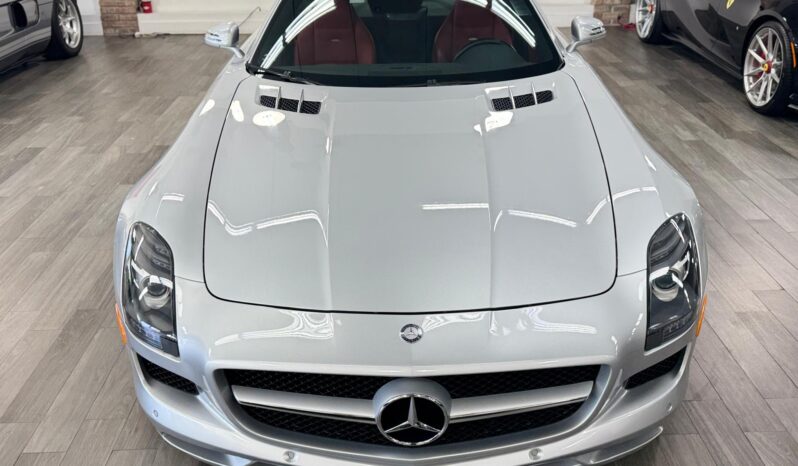 2012 Mercedes-Benz SLS AMG full