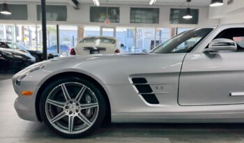 2012 Mercedes-Benz SLS AMG full