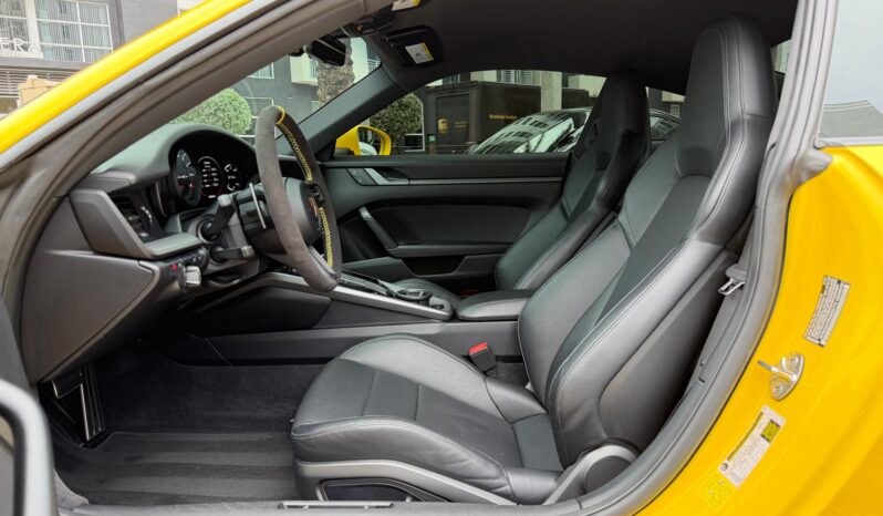 2022 Porsche 911 Carrera full