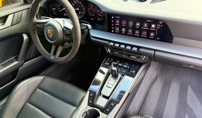 2022 Porsche 911 Carrera full