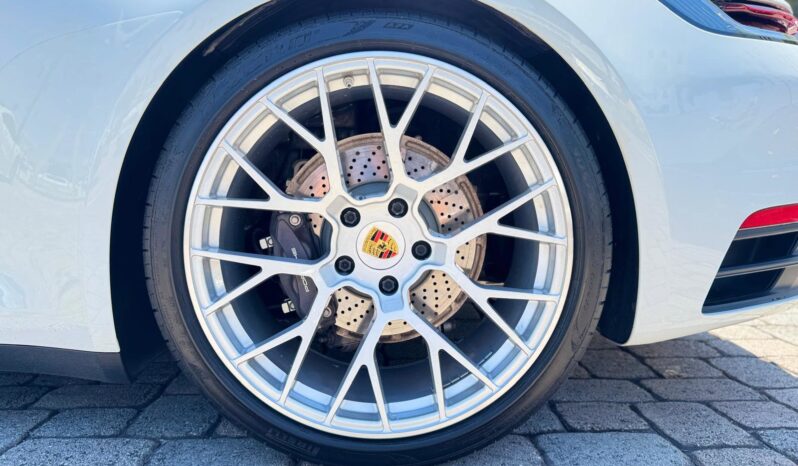 2022 Porsche 911 Carrera full