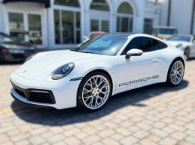2022 Porsche 911 Carrera