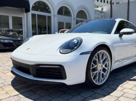 2022 Porsche 911 Carrera