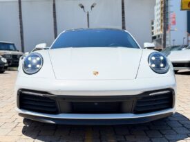 2022 Porsche 911 Carrera