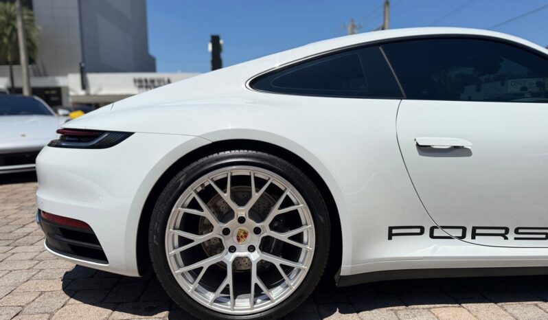 2022 Porsche 911 Carrera full