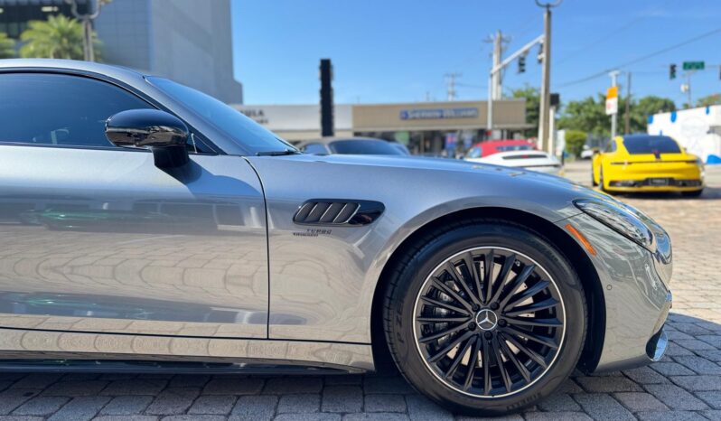 2025 Mercedes-Benz AMG GT 43 full