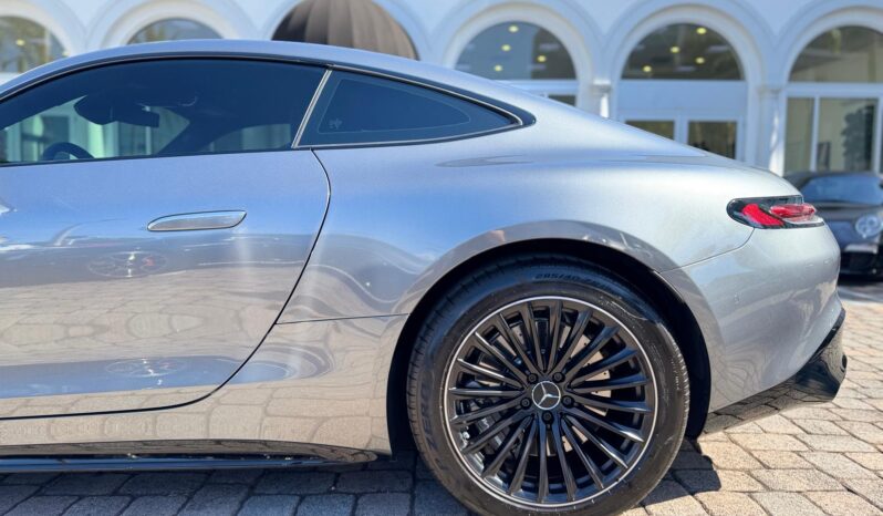 2025 Mercedes-Benz AMG GT 43 full