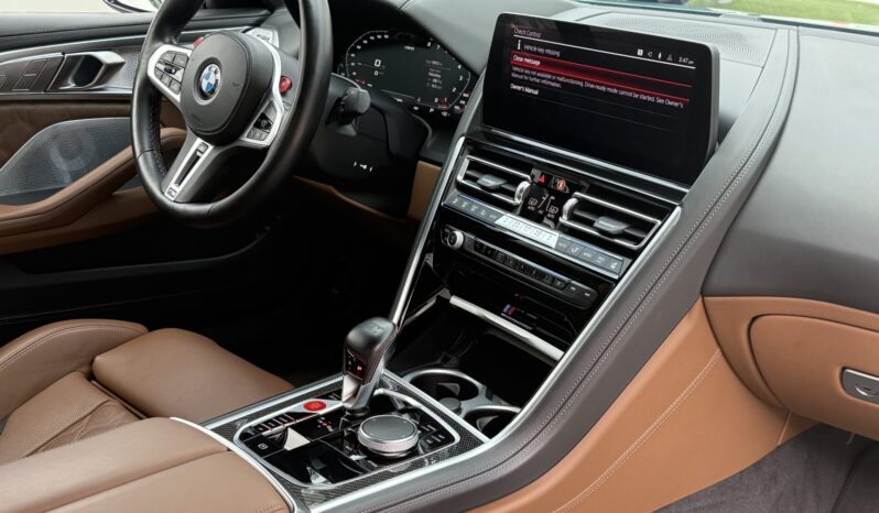 BMW M8 Competition full