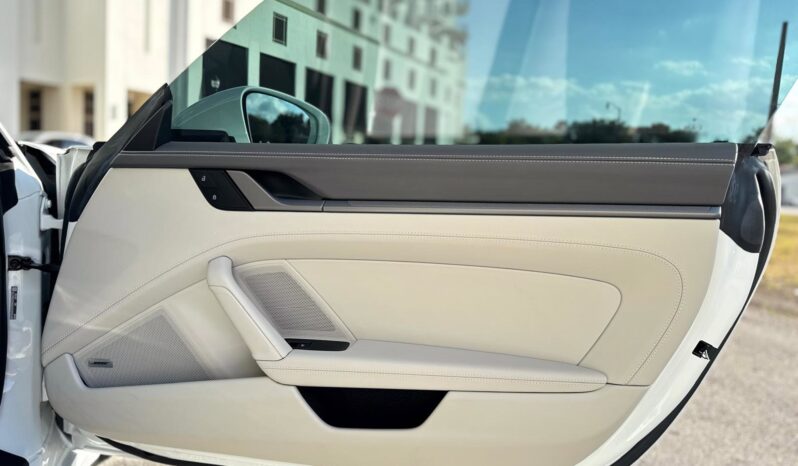 2022 Porsche 911 Carrera full