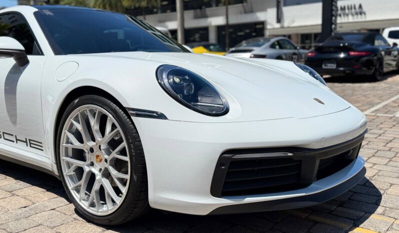 2022 Porsche 911 Carrera full