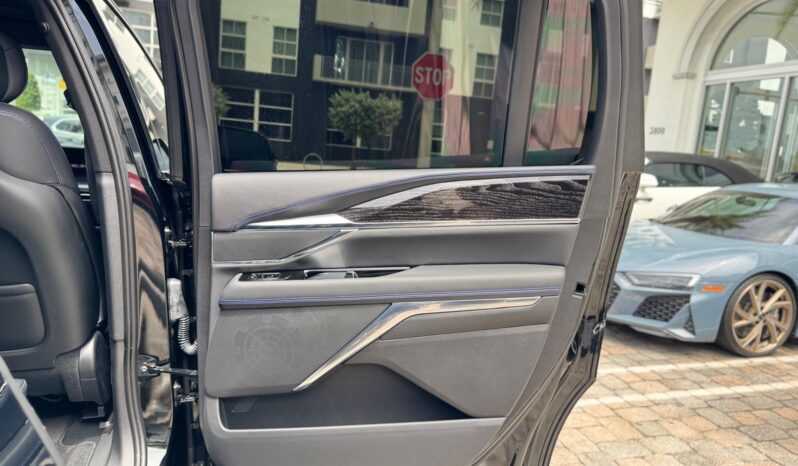 2025 Cadillac Escalade IQ Sport 1 full
