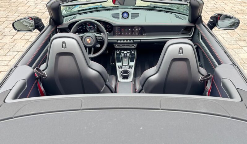 2024 Porsche 911 Carrera 4S Cabriolet full