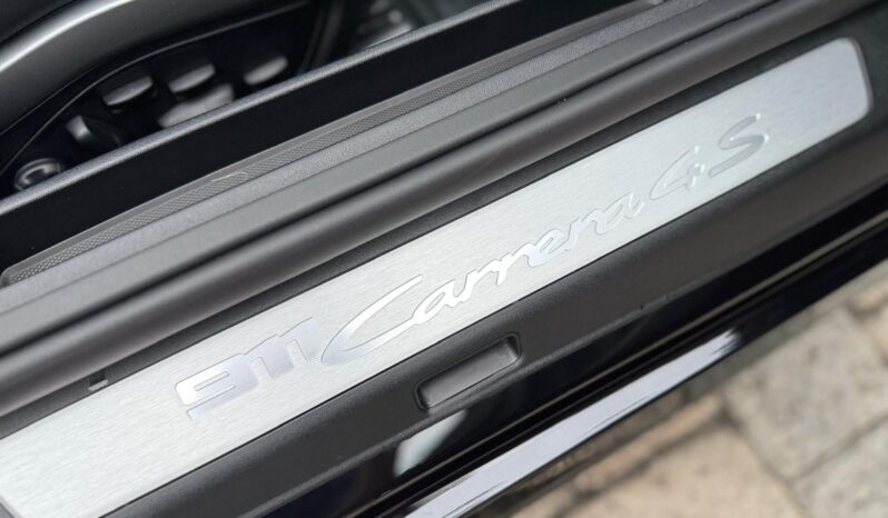 2024 Porsche 911 Carrera 4S Cabriolet full