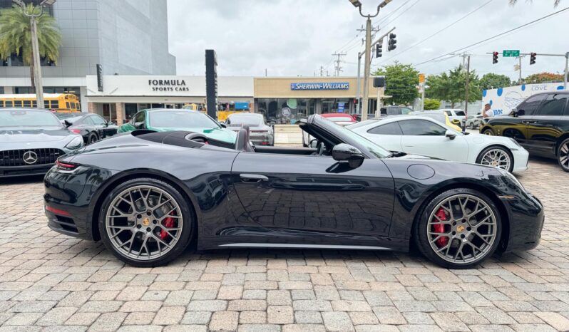2024 Porsche 911 Carrera 4S Cabriolet full