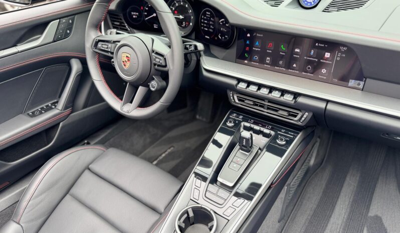 2024 Porsche 911 Carrera 4S Cabriolet full