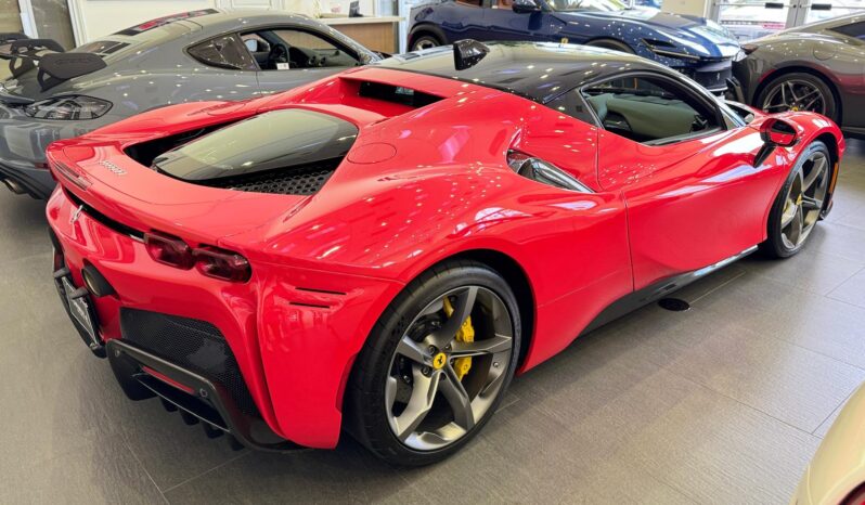 2022 Ferrari SF90 Stradale full