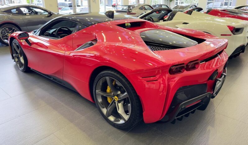 2022 Ferrari SF90 Stradale full