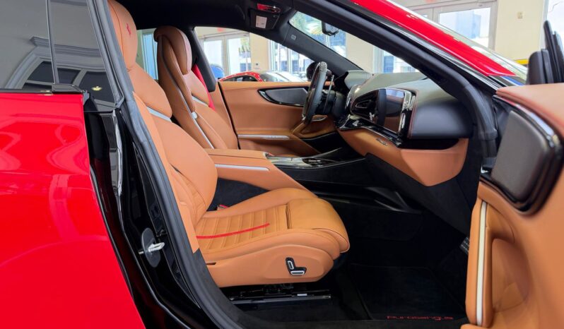 2025 Ferrari Purosangue full
