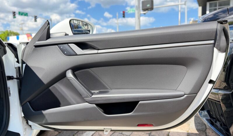 2023 Porsche 911 Carrera Cabriolet full
